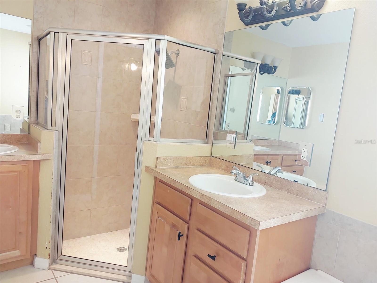 Image 30 of 32 For 4031 Santa Barbara Drive