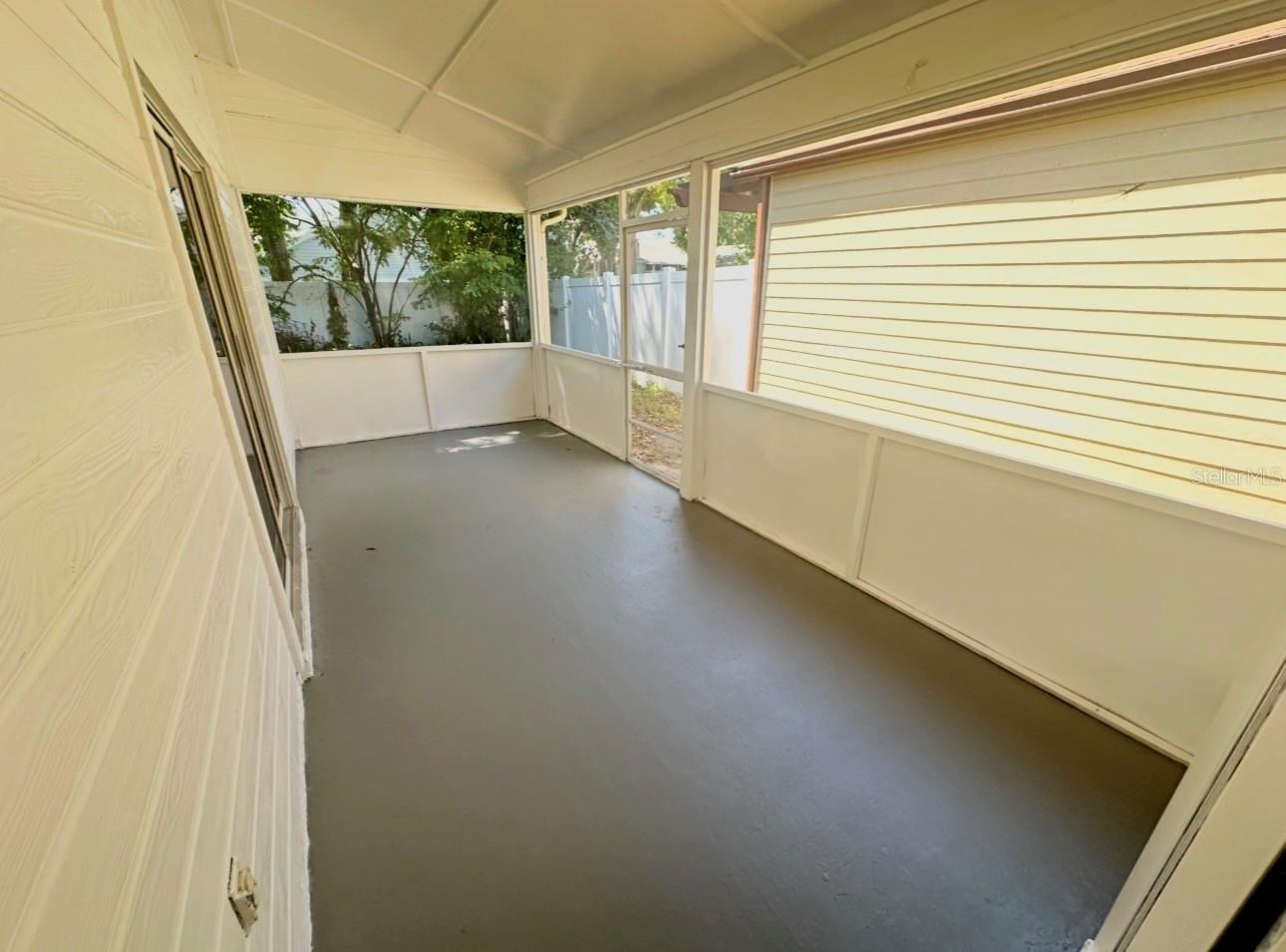 Image 6 of 11 For 2014 Winslow Drive