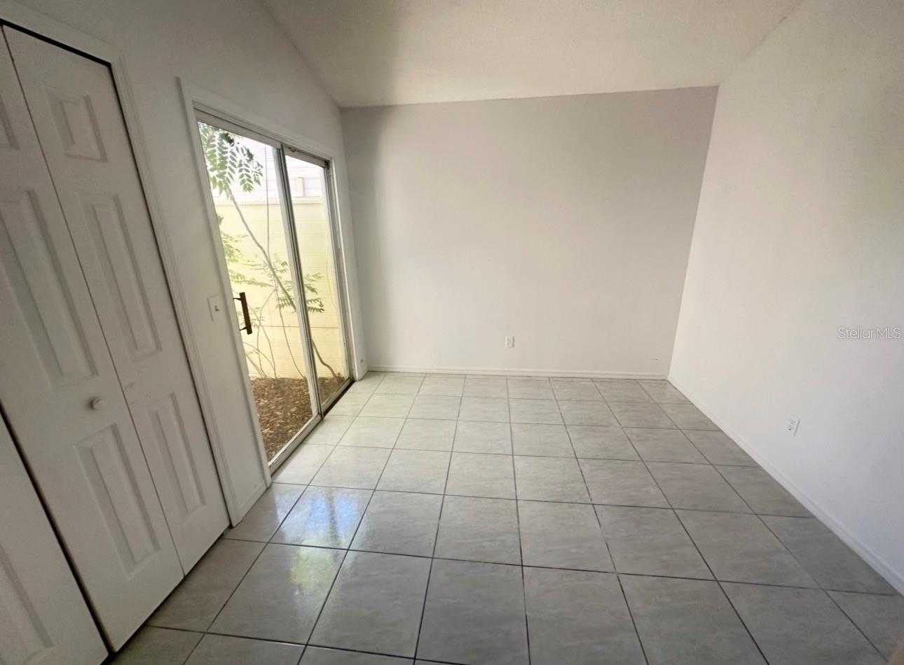 Image 7 of 11 For 2014 Winslow Drive