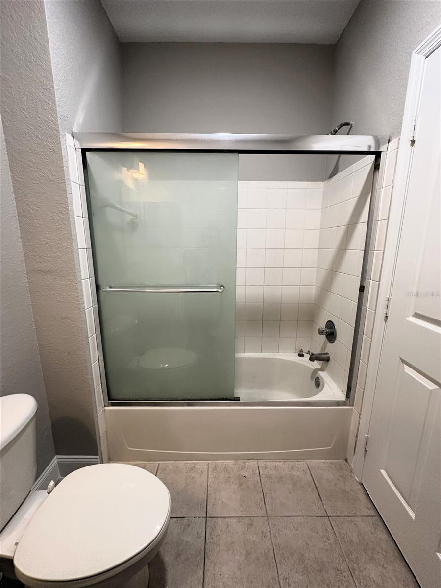 Image 21 of 24 For 1150 Lake Shadow Circle 3203