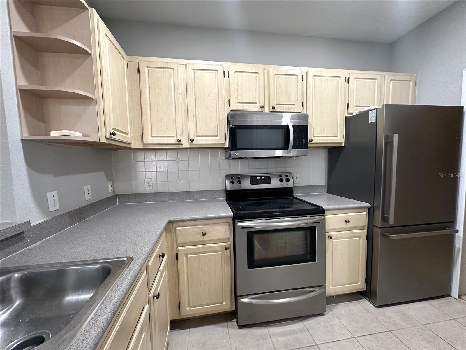 Image 7 of 24 For 1150 Lake Shadow Circle 3203