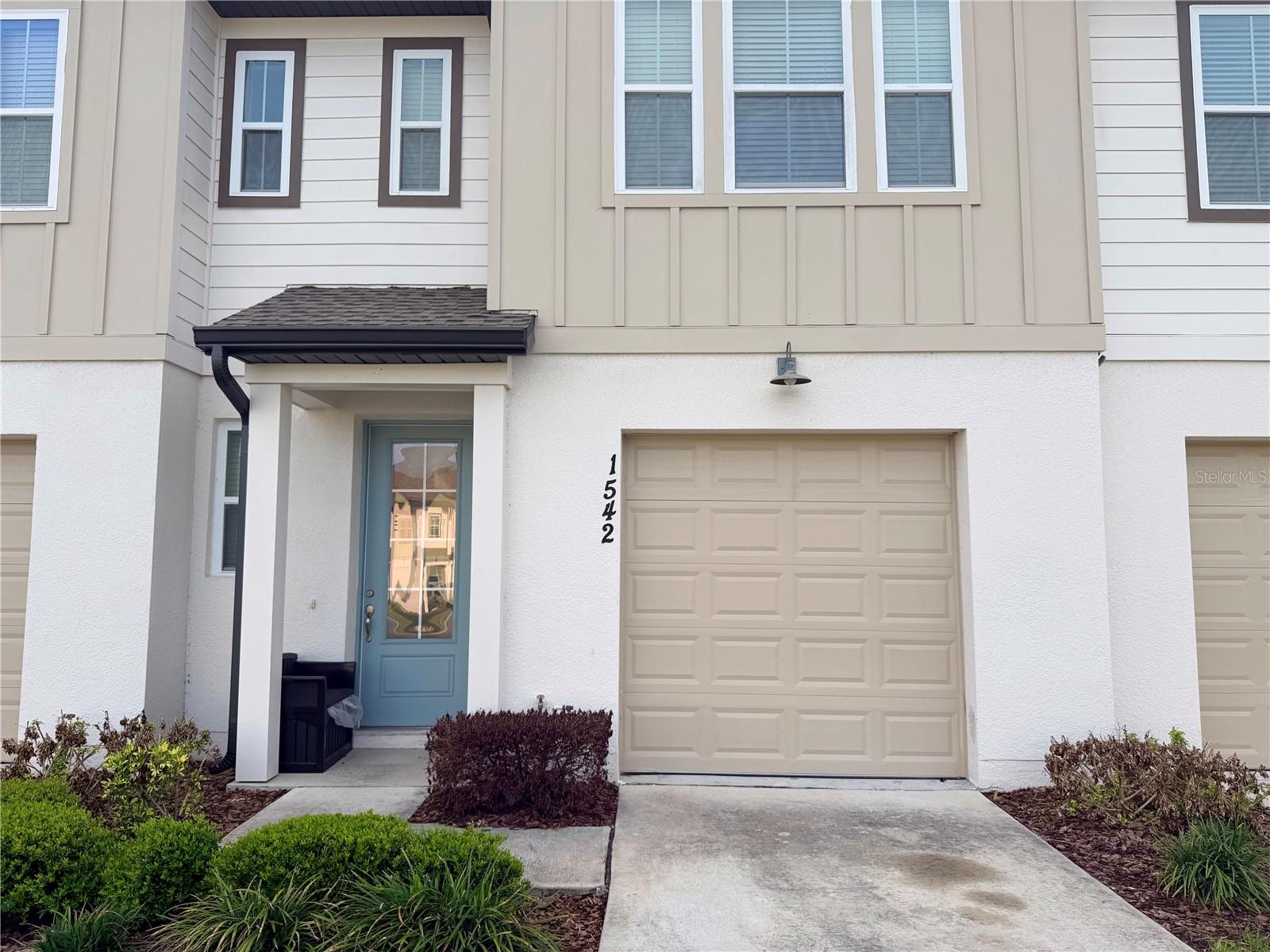 Image 4 of 23 For 1542 Discovery Street