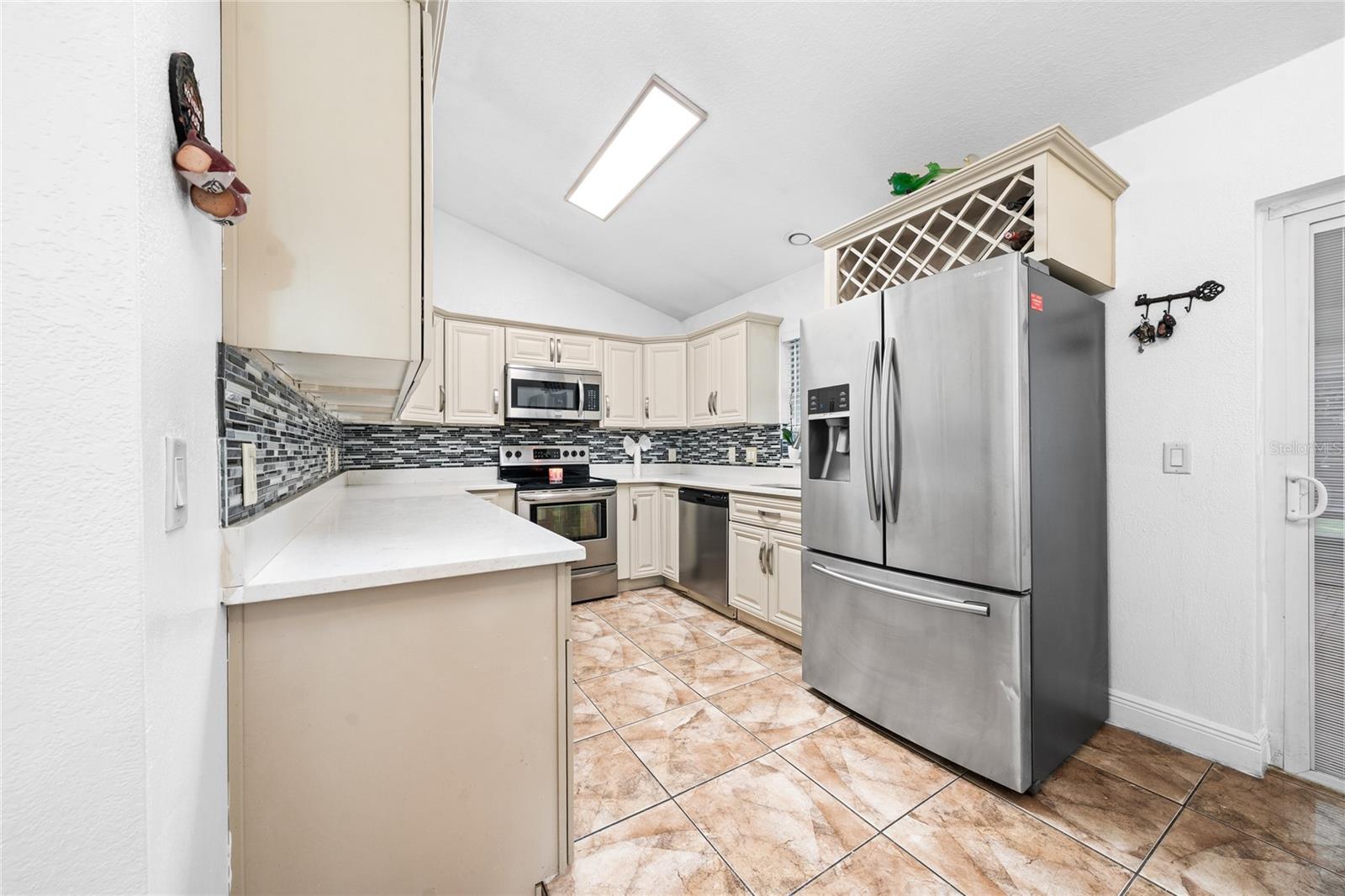 Image 11 of 43 For 10618 Reagans Run Drive