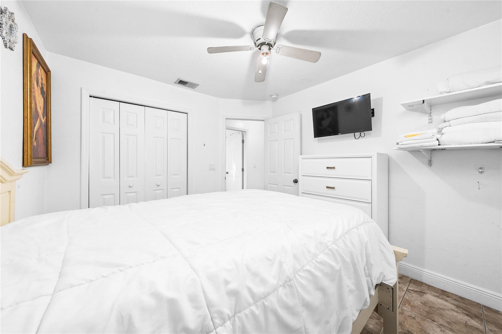 Image 21 of 43 For 10618 Reagans Run Drive