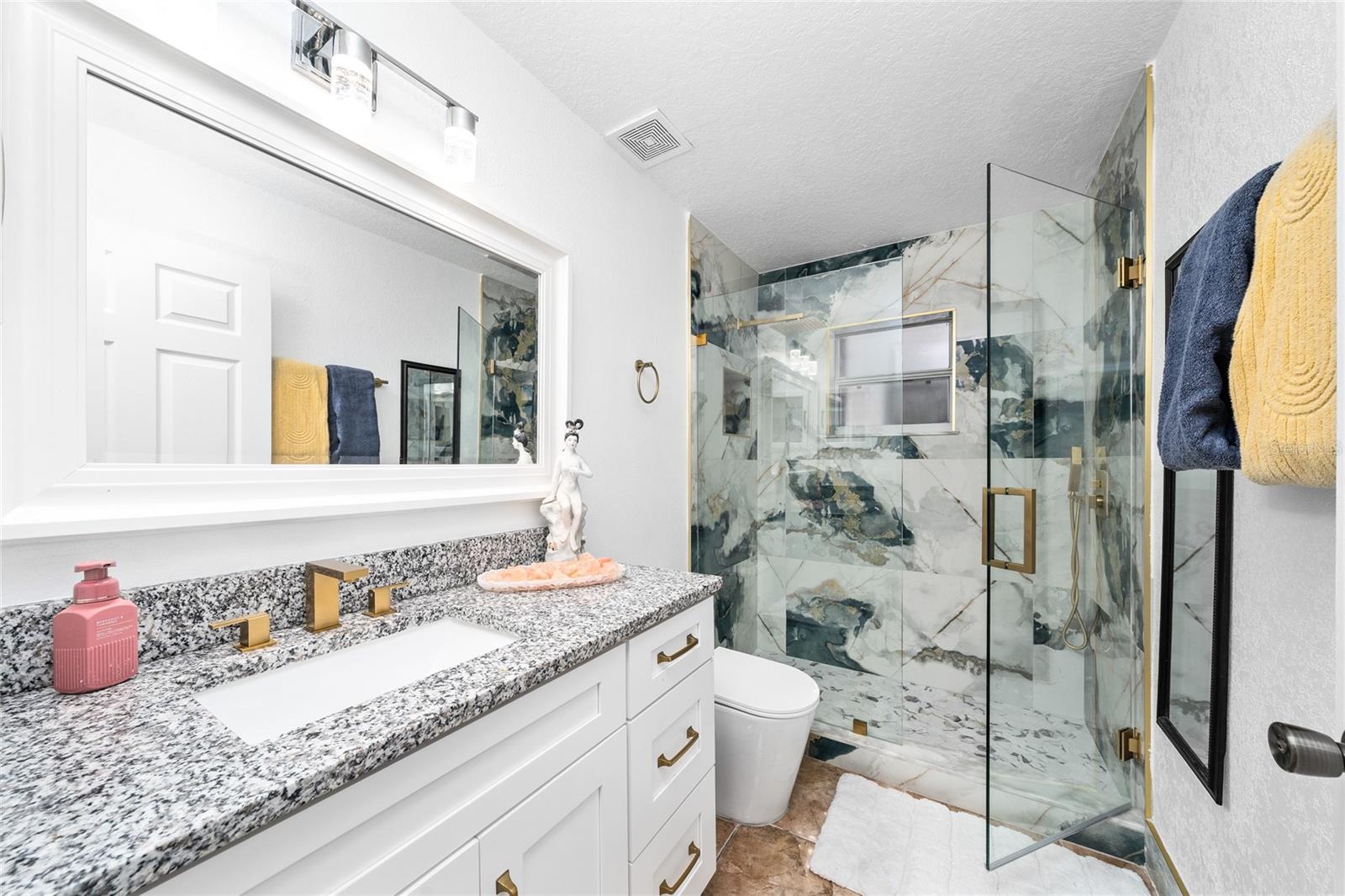 Image 22 of 43 For 10618 Reagans Run Drive