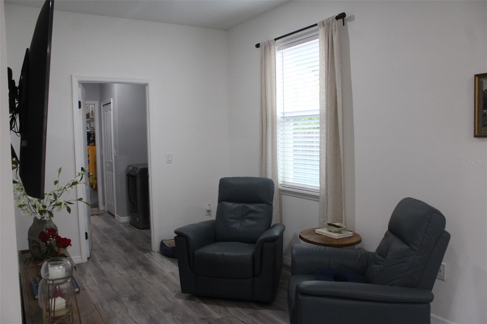 Image 21 of 64 For 820 Pecan Avenue