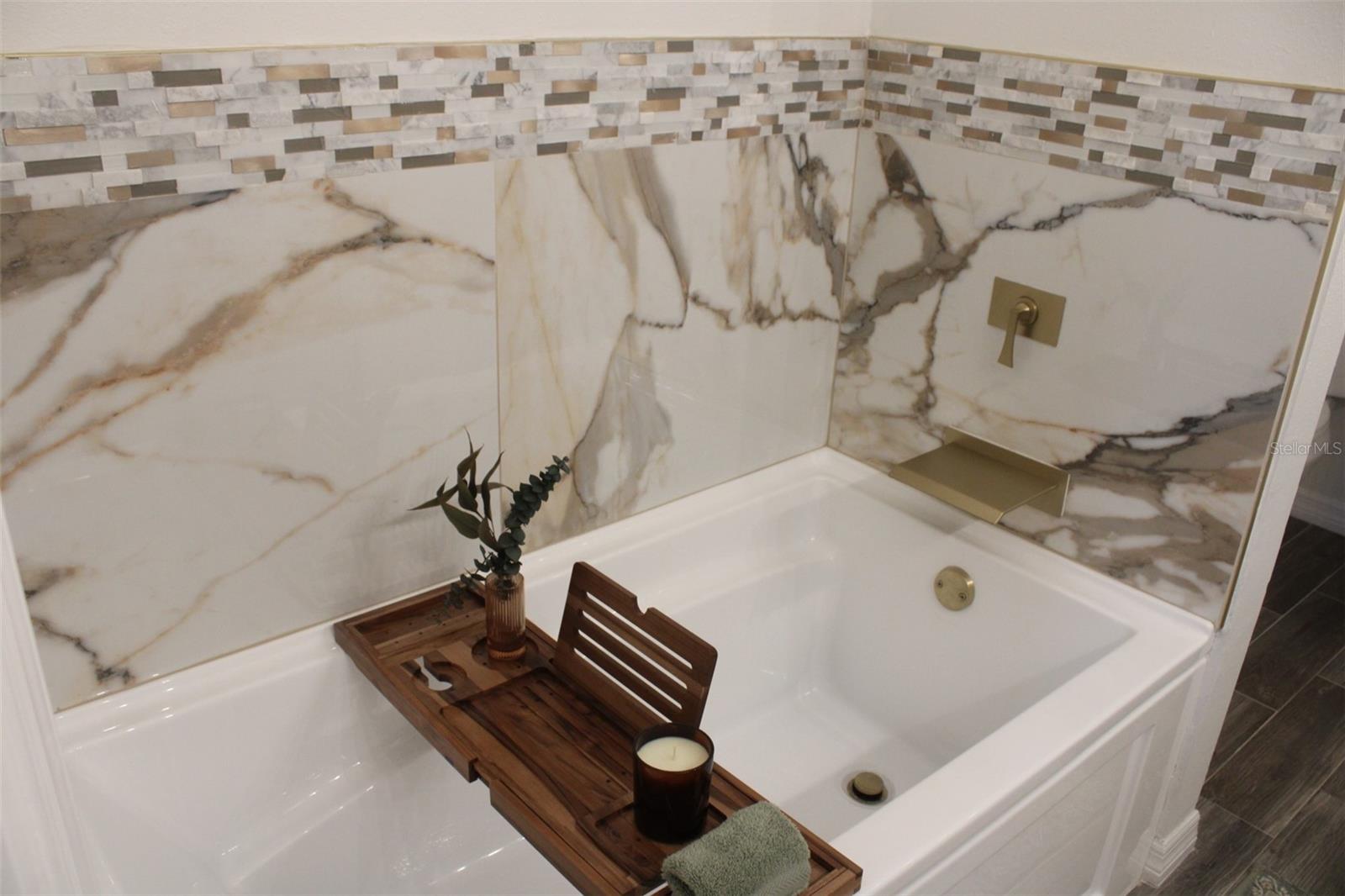 Image 30 of 64 For 820 Pecan Avenue