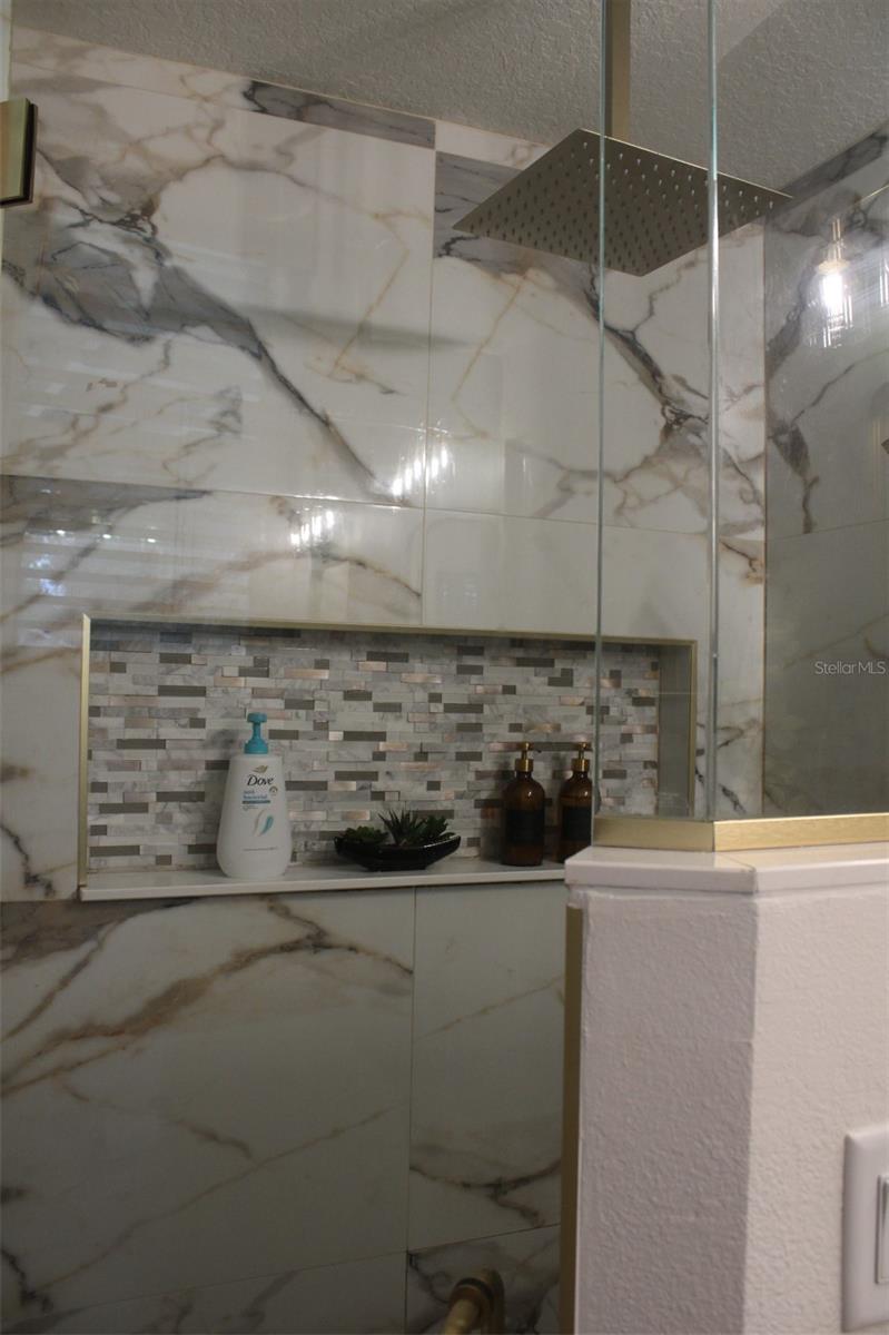 Image 33 of 64 For 820 Pecan Avenue