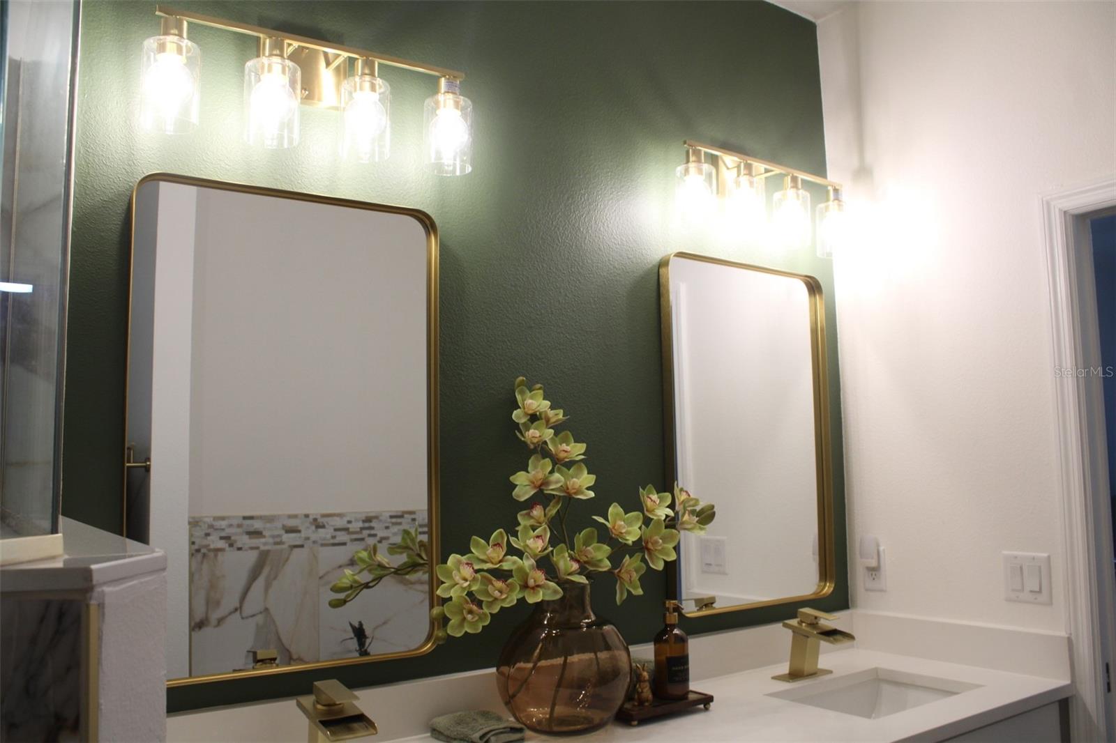 Image 34 of 64 For 820 Pecan Avenue