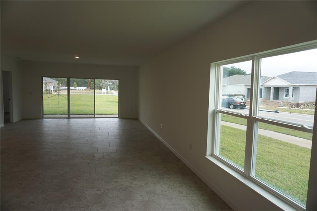 Image 15 of 19 For 10155 Grande Loop