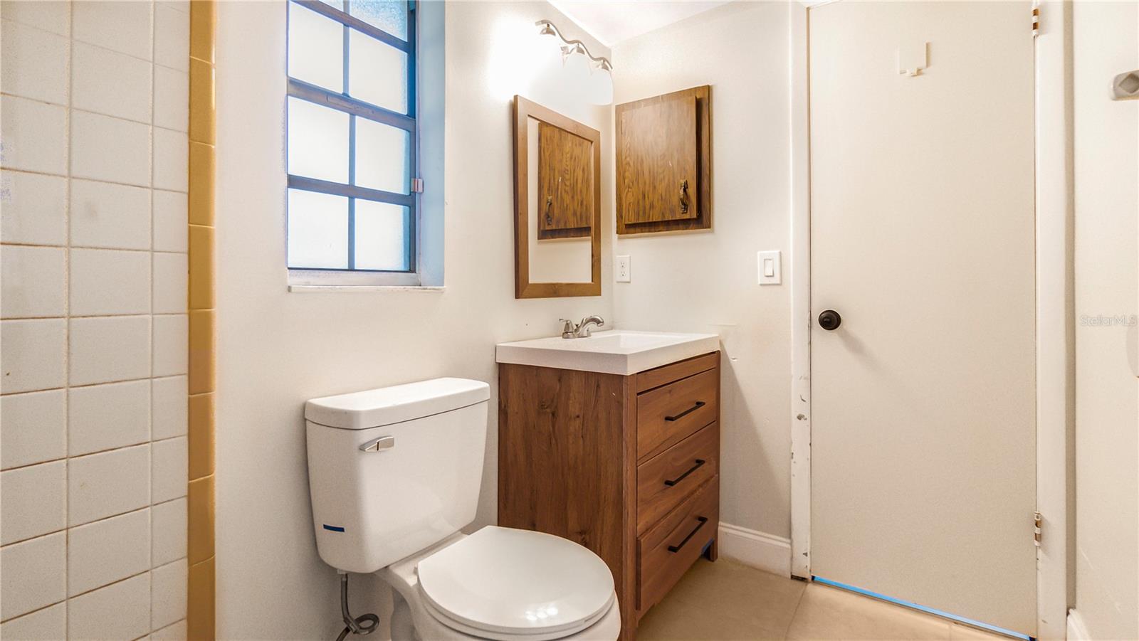 Image 13 of 21 For 4880 Lake Ridge Road 7