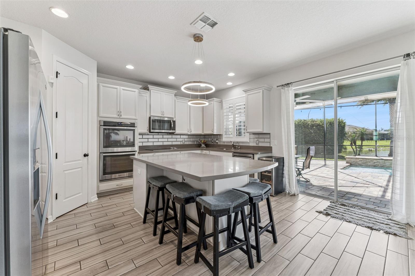 Image 34 of 82 For 15196 Lake Claire Overlook Drive