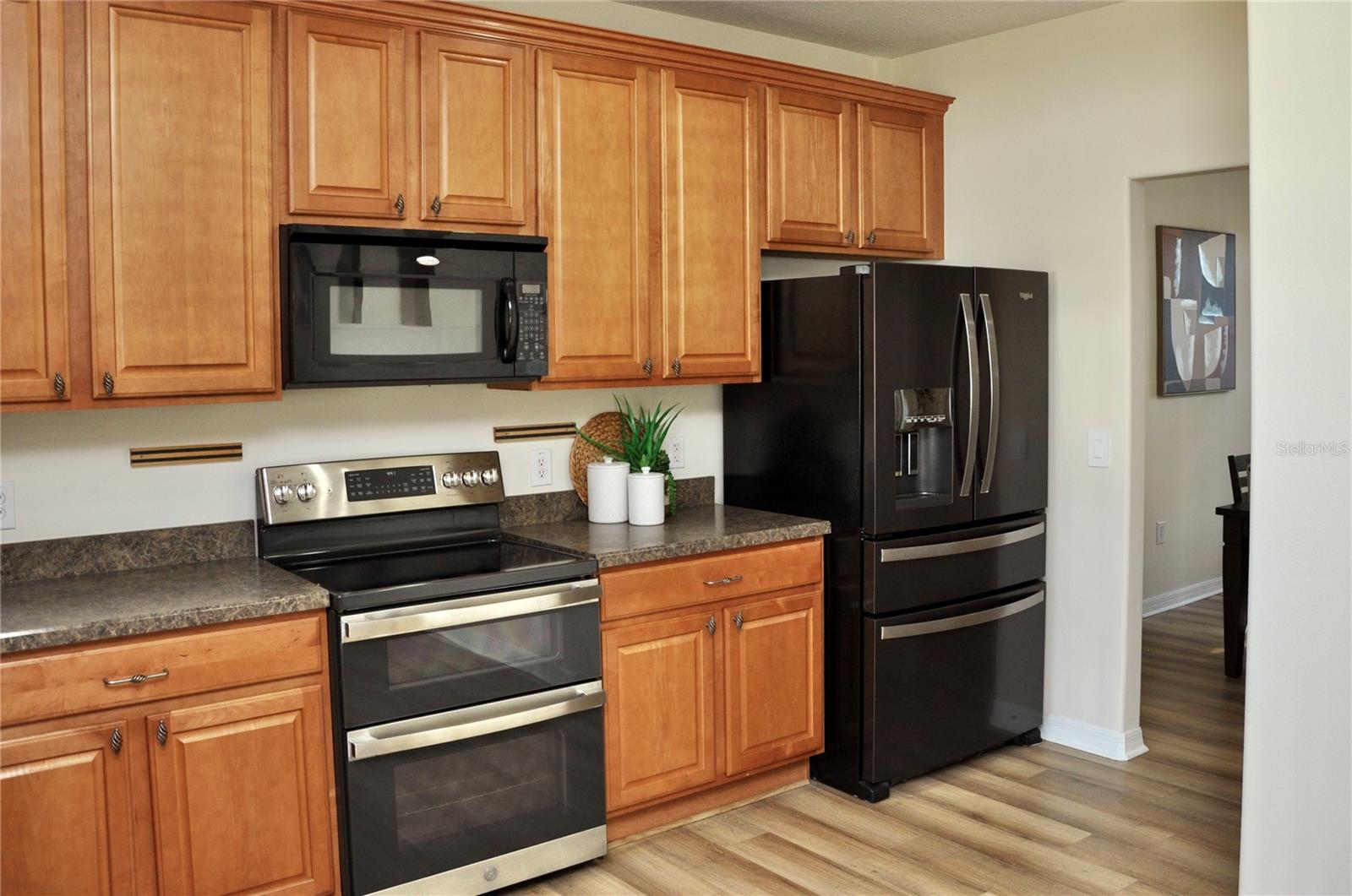 Image 10 of 39 For 25012 Chipshot Court