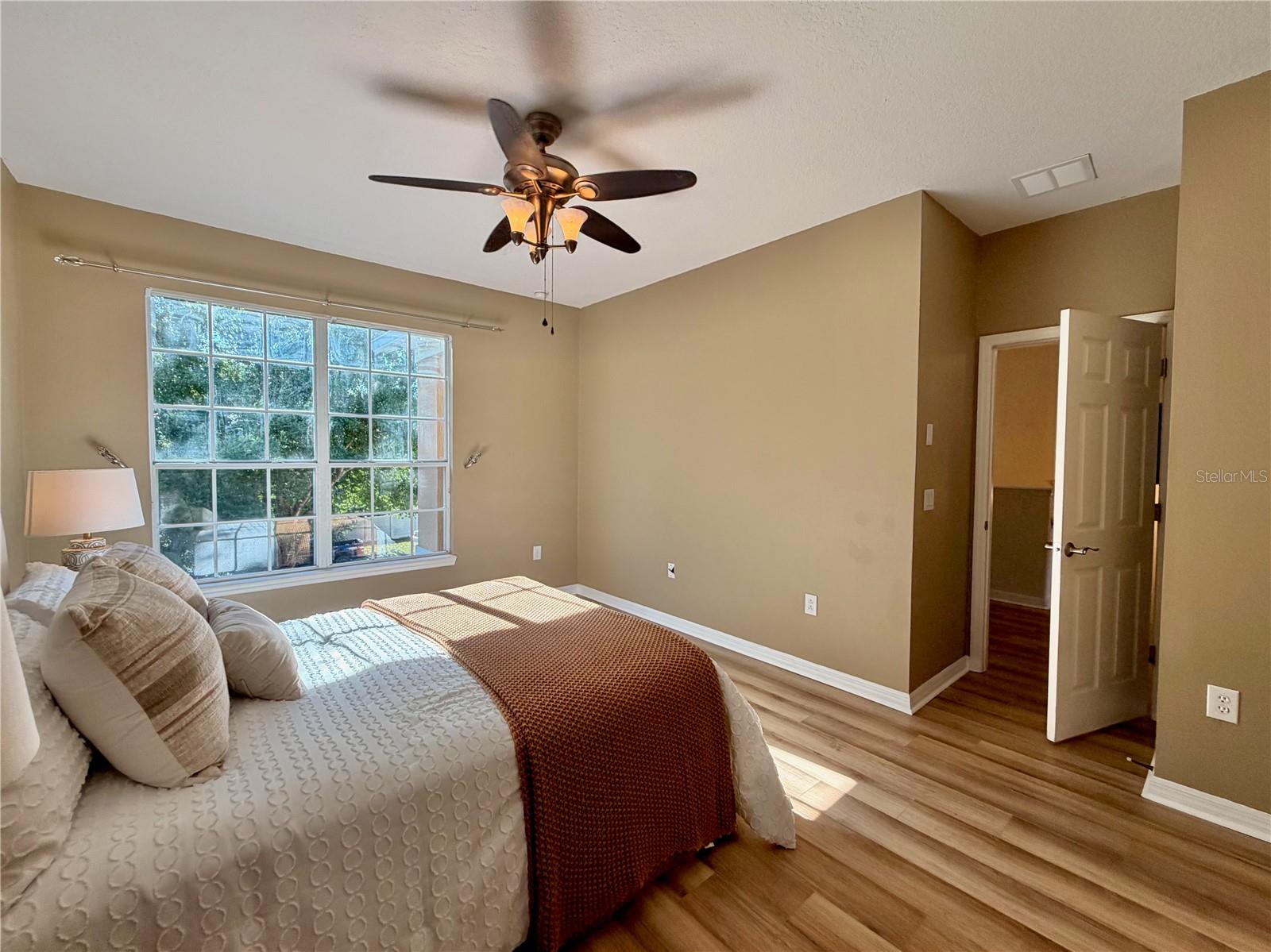 Image 22 of 39 For 25012 Chipshot Court