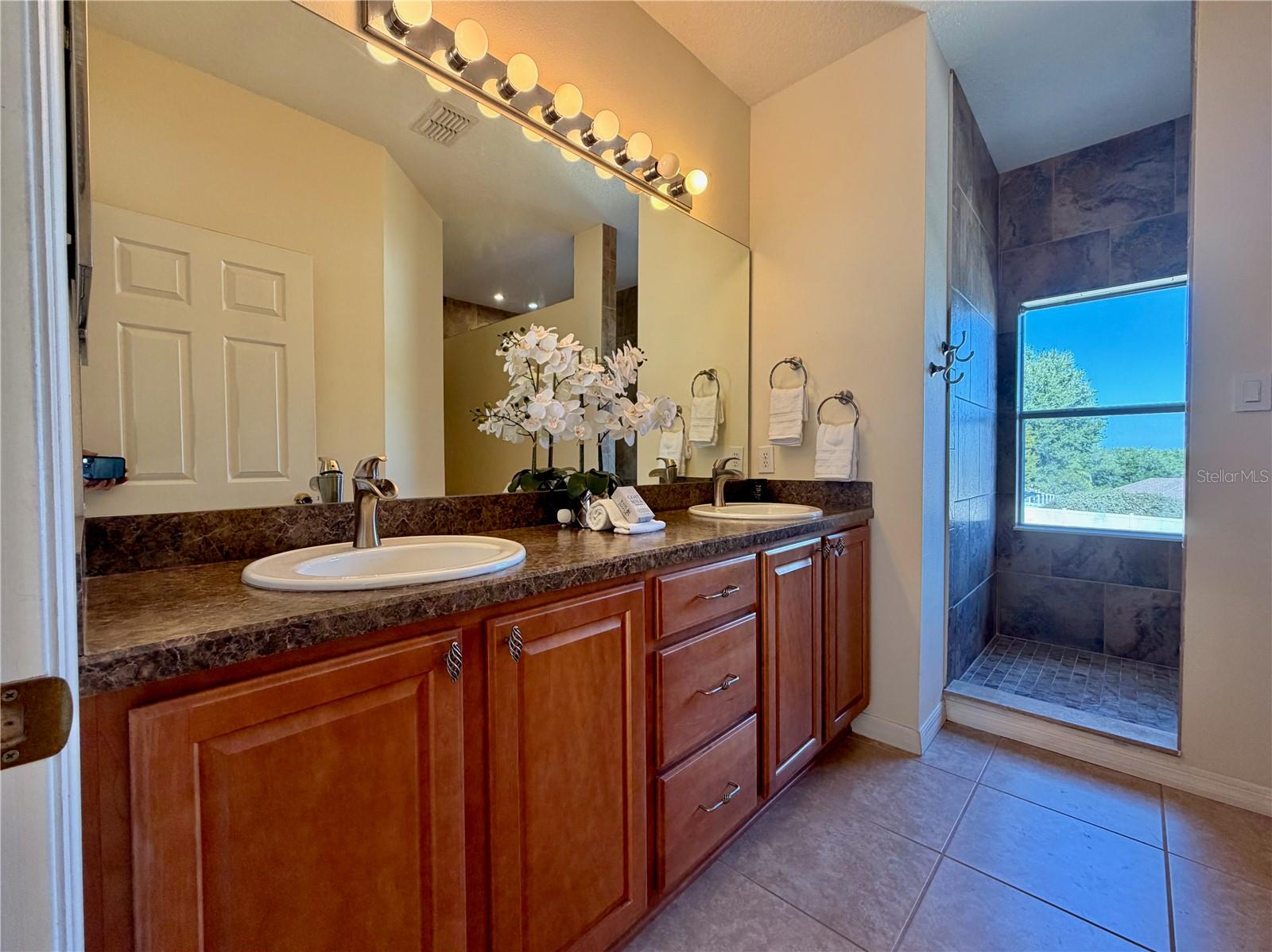 Image 24 of 39 For 25012 Chipshot Court