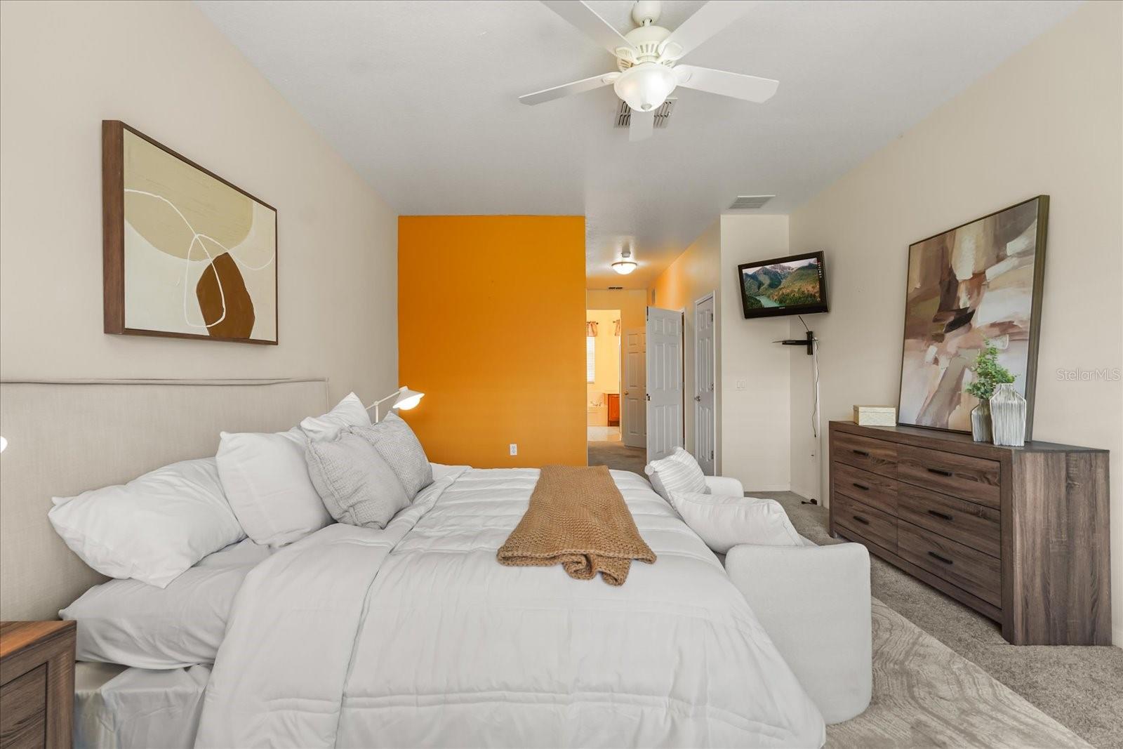 Image 26 of 44 For 244 Largo Drive