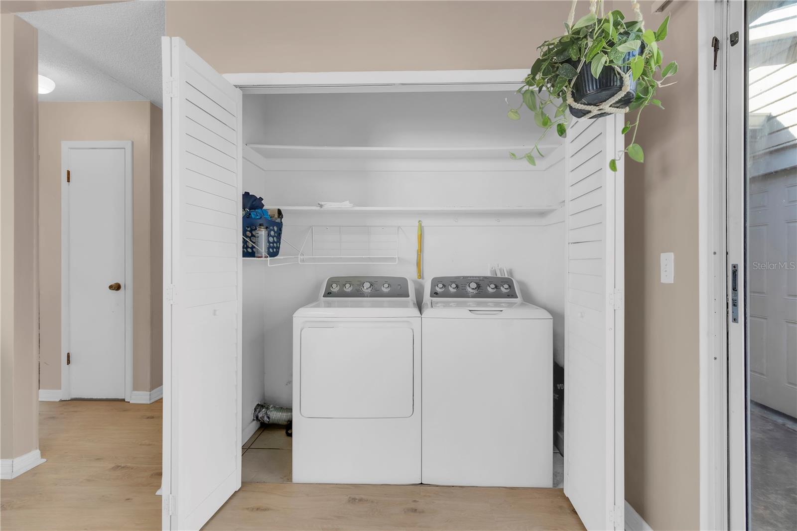 Image 16 of 25 For 1405 Cricket Court