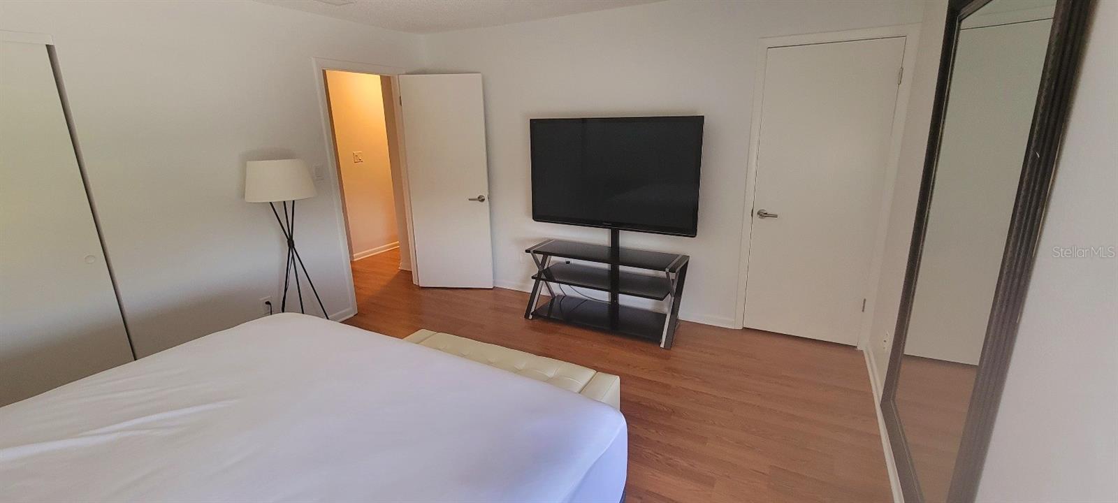 Image 10 of 16 For 200 Saint Andrews Boulevard 3707