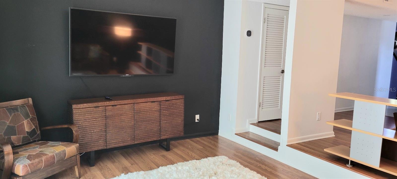 Image 4 of 16 For 200 Saint Andrews Boulevard 3707