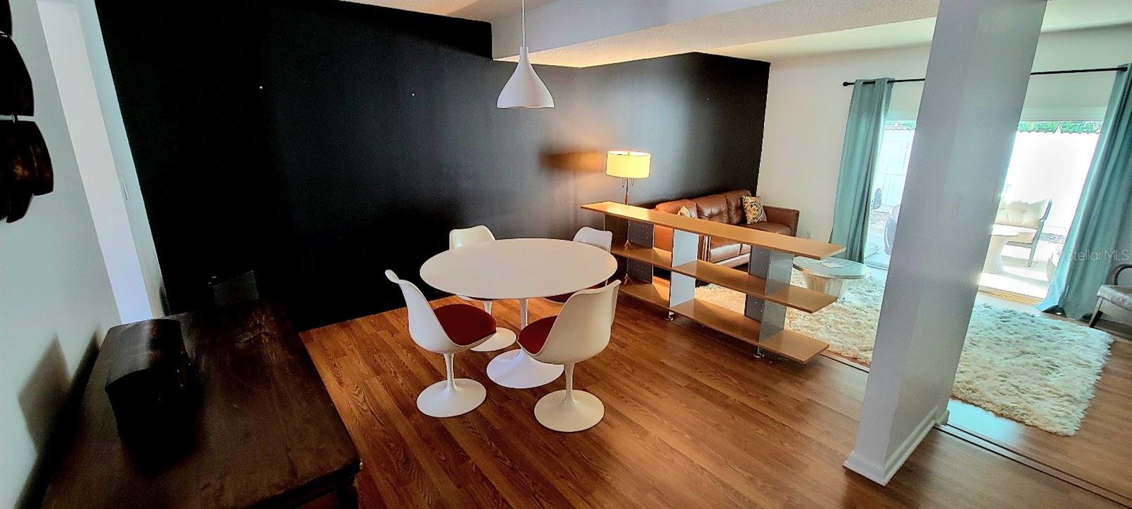 Image 5 of 16 For 200 Saint Andrews Boulevard 3707