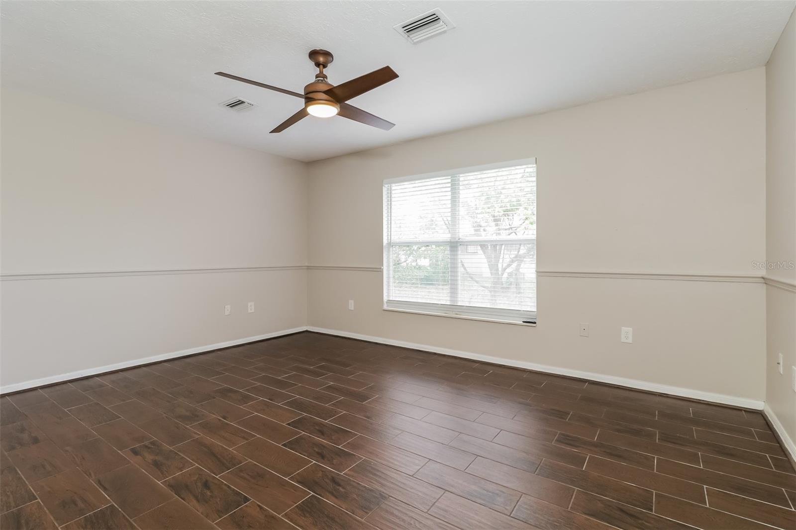 Image 12 of 22 For 10832 New Brighton Court