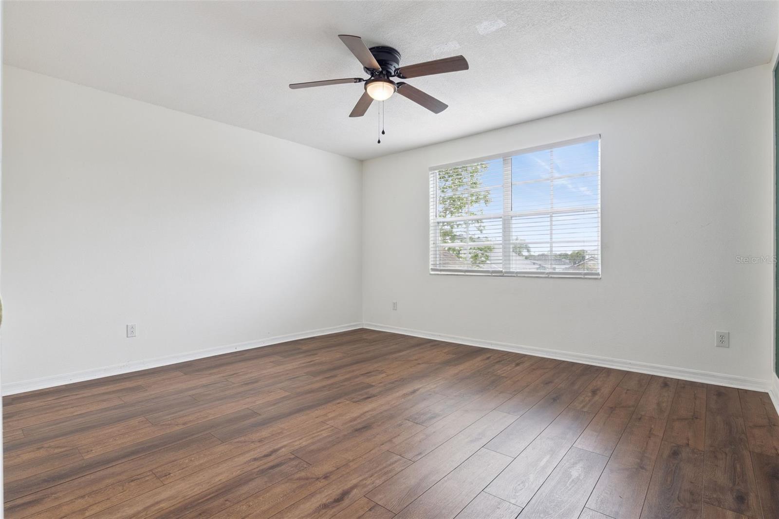 Image 19 of 42 For 520 Tuten Trail