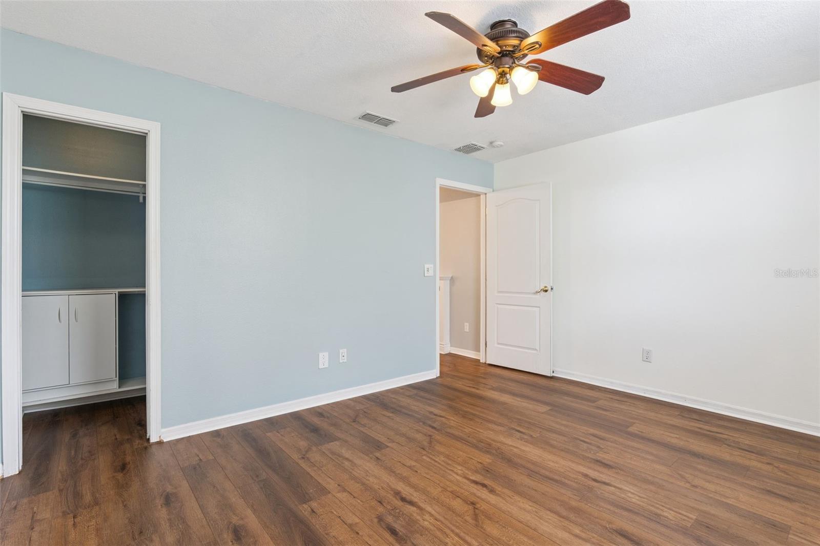 Image 23 of 42 For 520 Tuten Trail