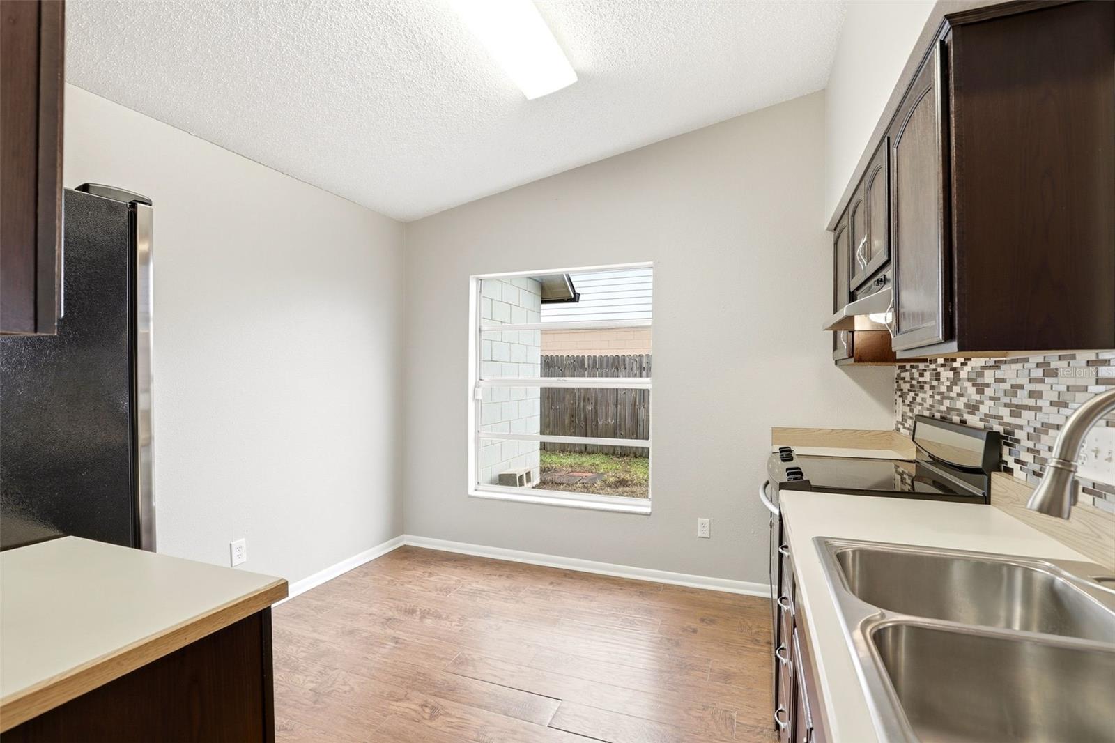 Image 6 of 28 For 8909 Cherrystone Lane