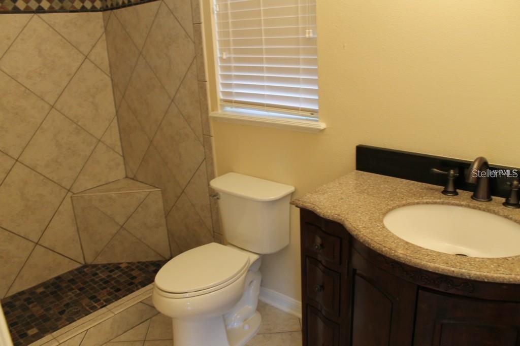 Image 10 of 13 For 17802 Jefferson Street