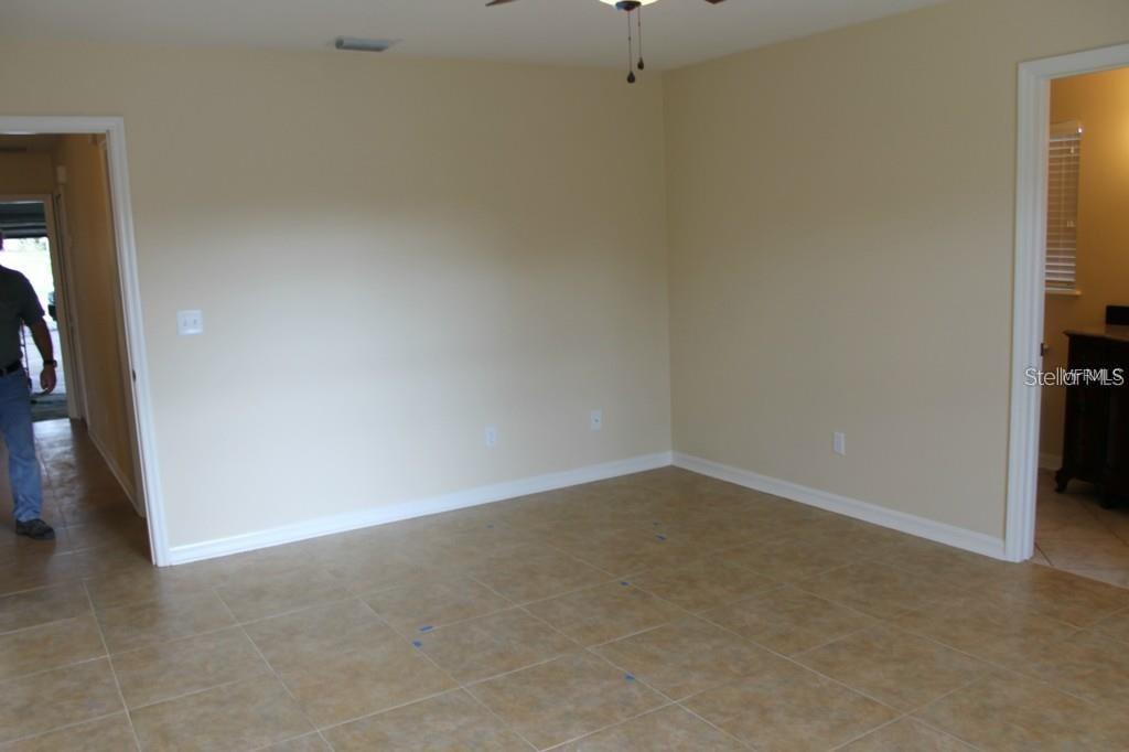 Image 9 of 13 For 17802 Jefferson Street