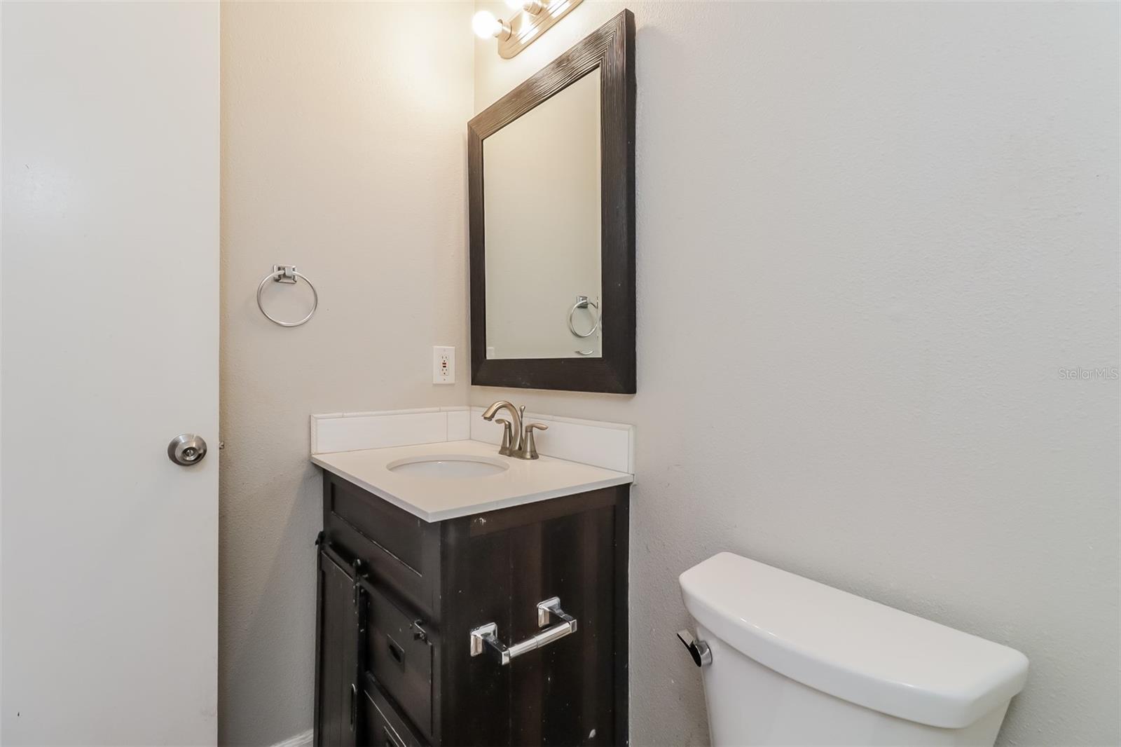 Image 14 of 21 For 2440 Pinetta Court