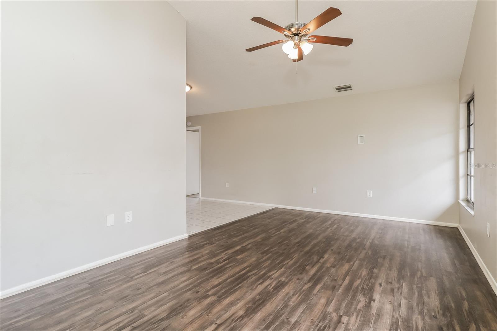 Image 3 of 21 For 2440 Pinetta Court