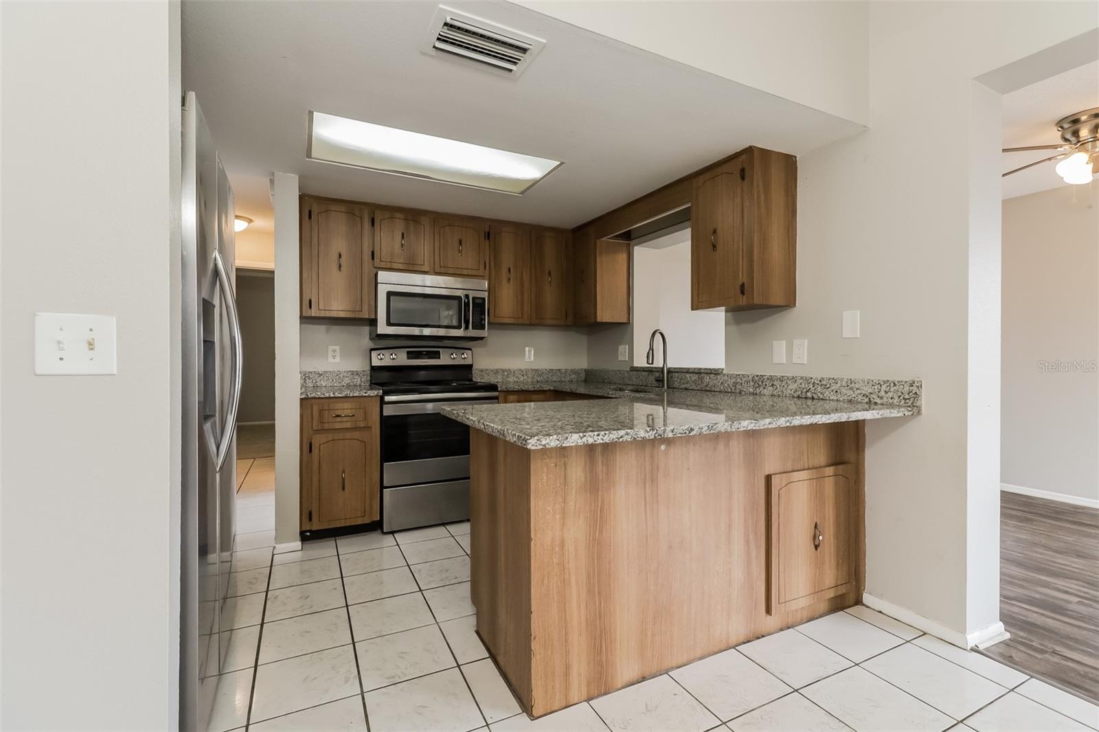 Image 6 of 21 For 2440 Pinetta Court