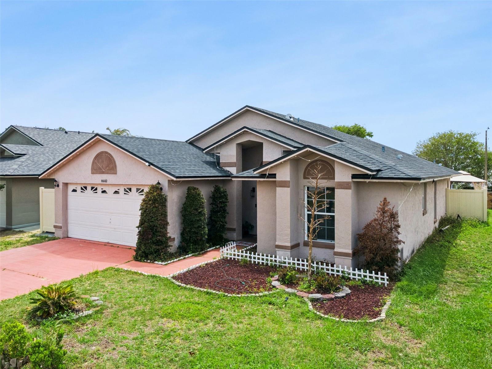 Image 4 of 35 For 8602 Wellington Loop