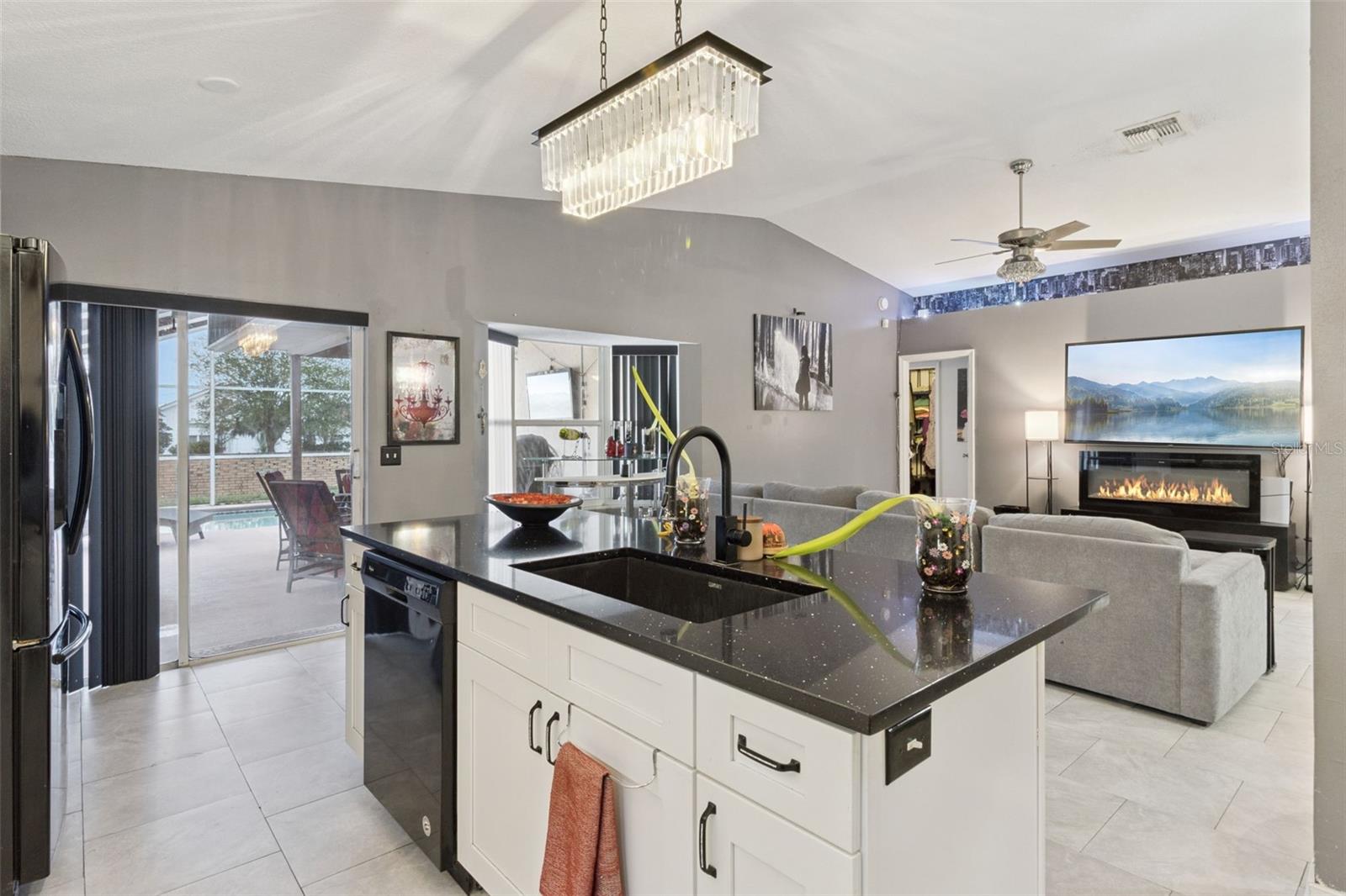 Image 7 of 35 For 8602 Wellington Loop