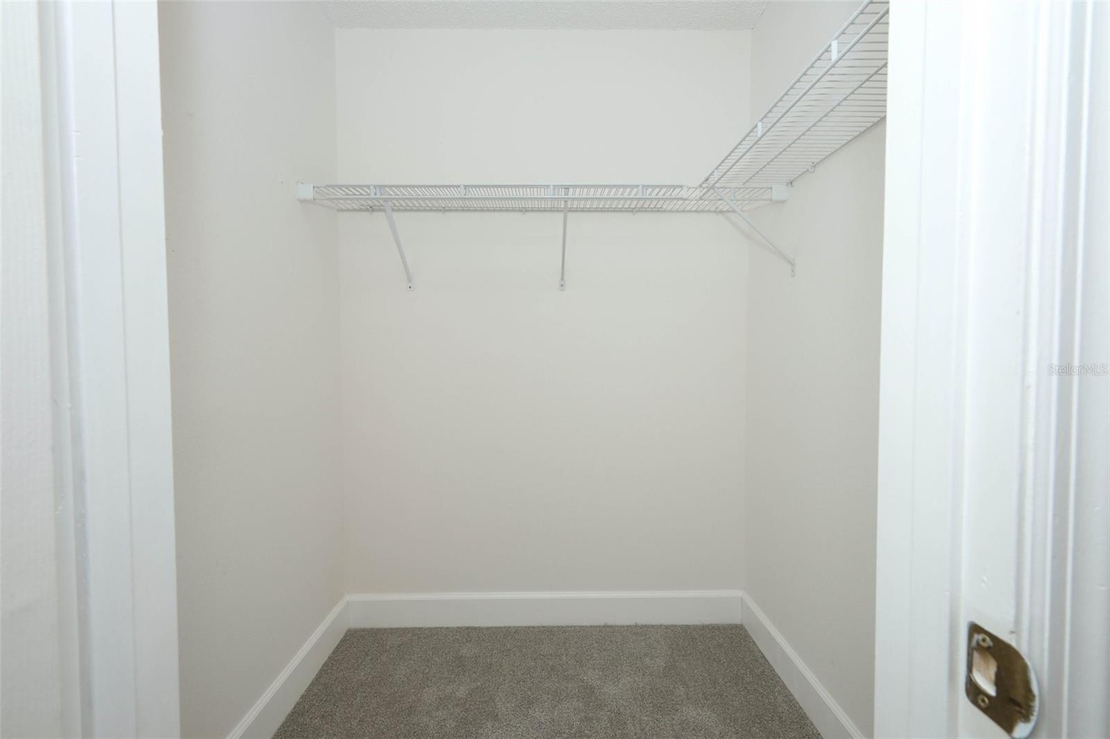 Listing photo id 17 for 15043 Waterford Chase Parkway