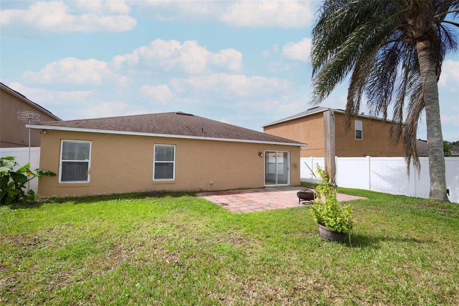 Listing photo id 28 for 15043 Waterford Chase Parkway