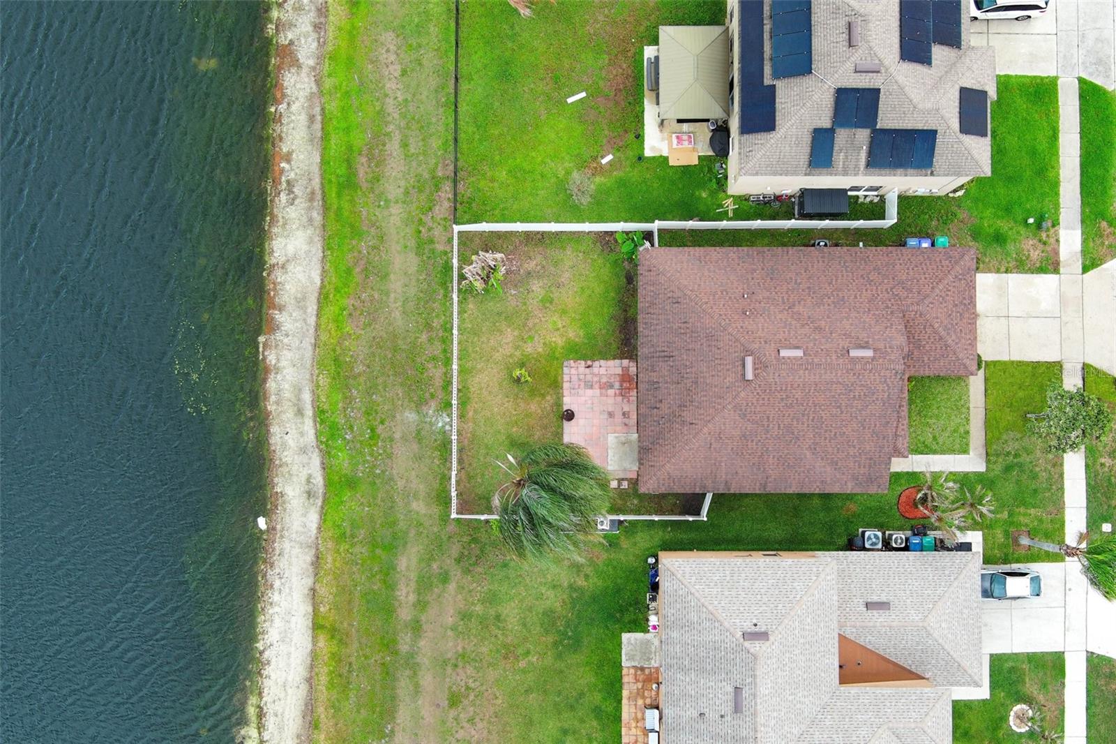 Listing photo id 32 for 15043 Waterford Chase Parkway