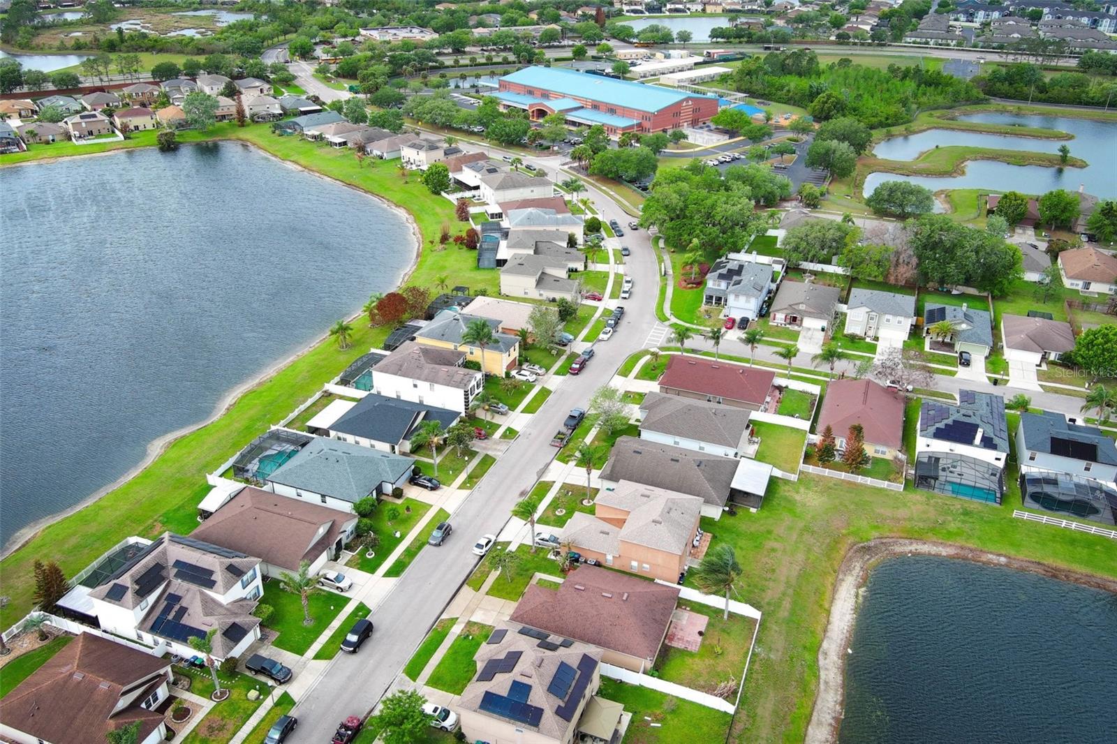 Listing photo id 38 for 15043 Waterford Chase Parkway