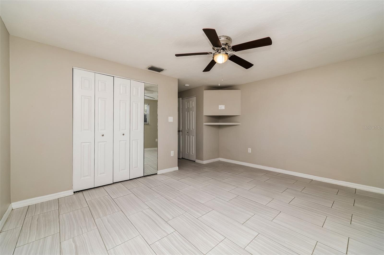 Image 12 of 21 For 8330 Broken Willow Lane