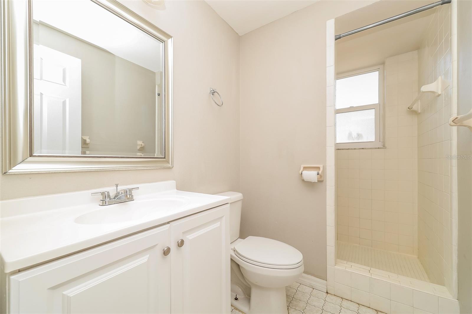 Image 13 of 21 For 8330 Broken Willow Lane