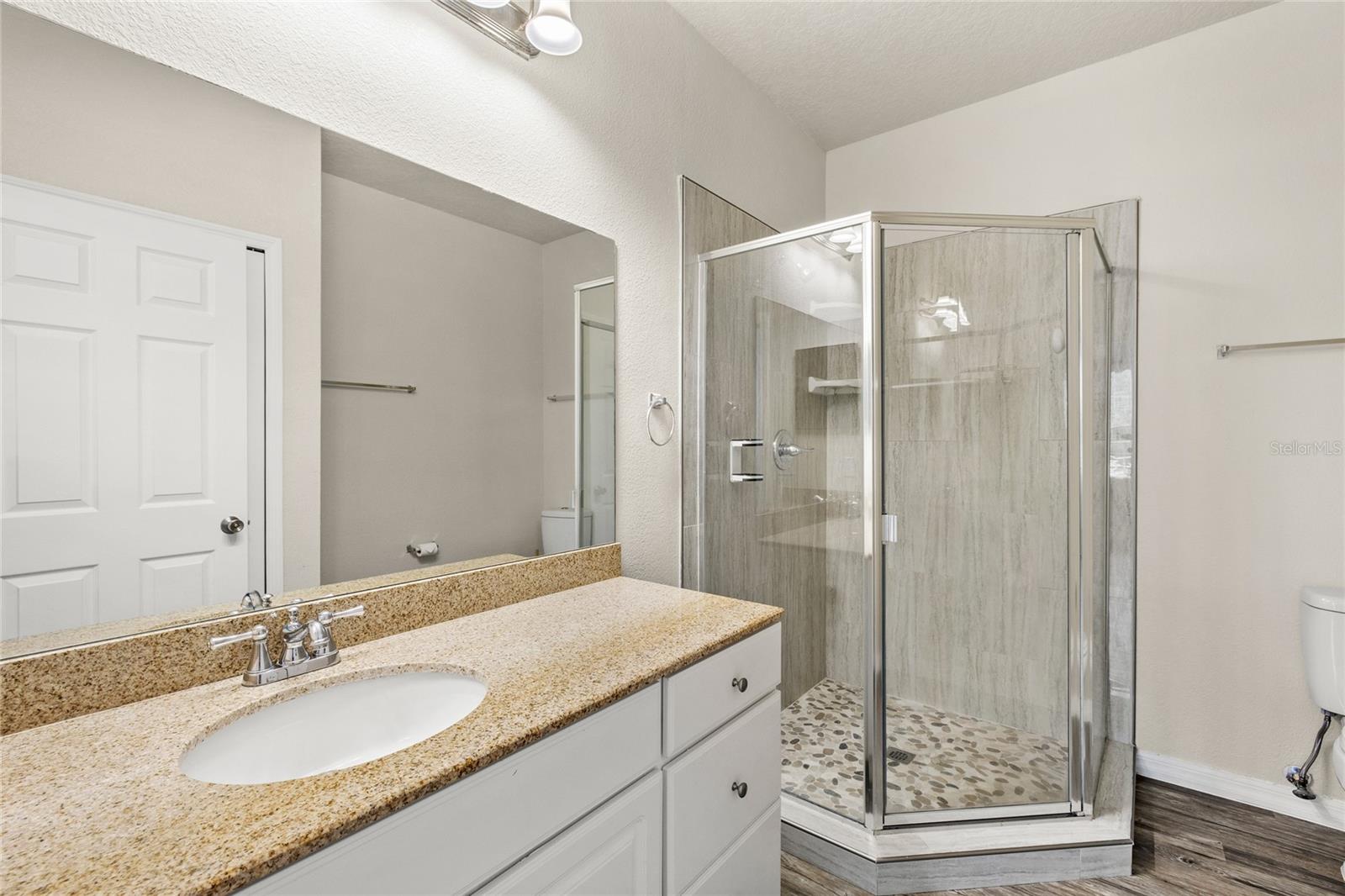 Image 20 of 46 For 431 Southern Pecan Circle 201