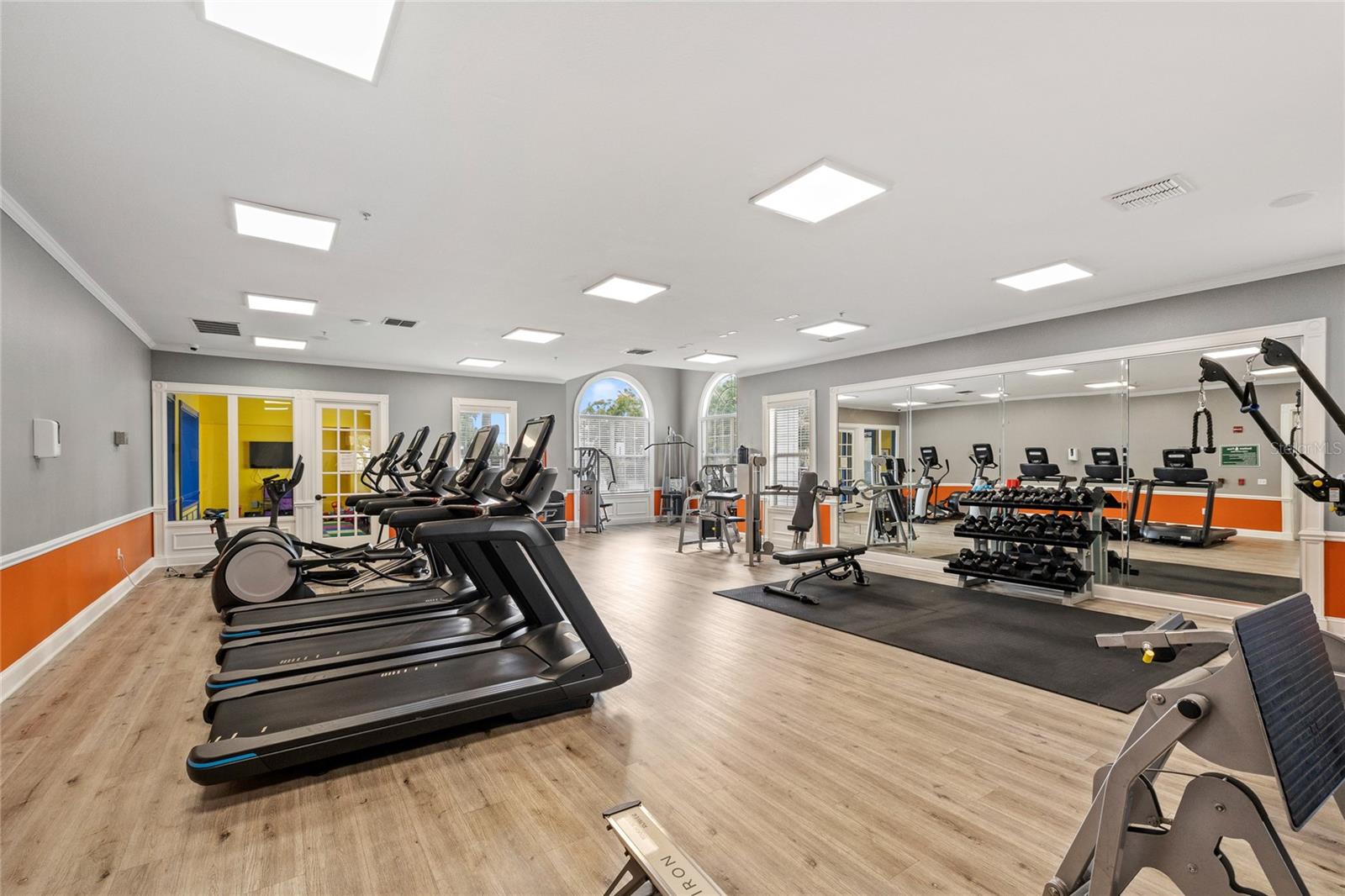 Image 35 of 46 For 431 Southern Pecan Circle 201