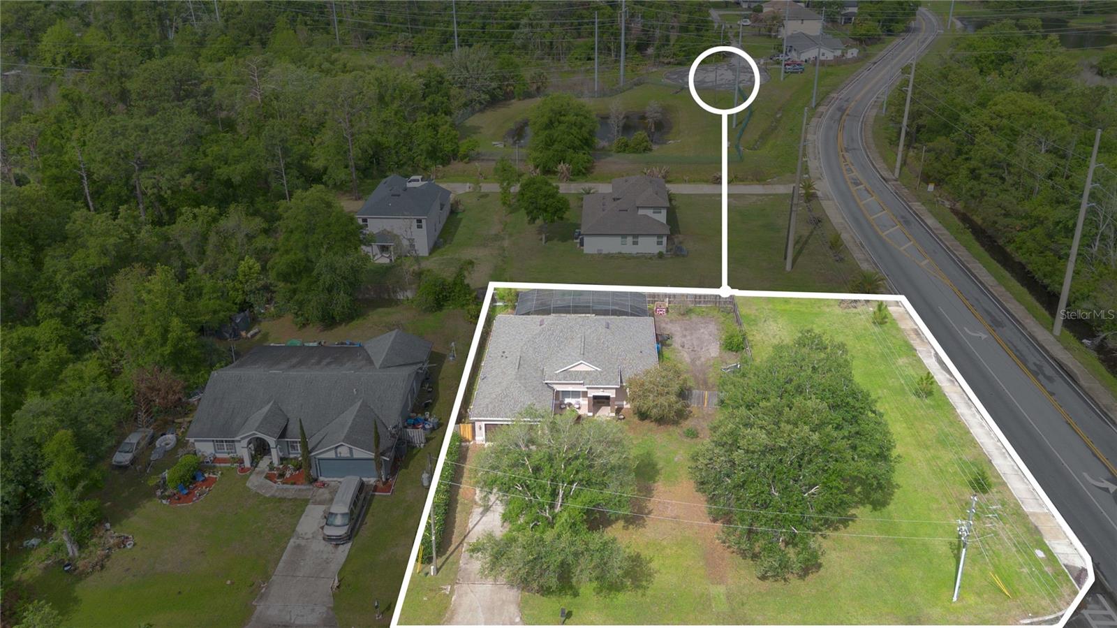 Image 28 of 32 For 860 Hart Avenue