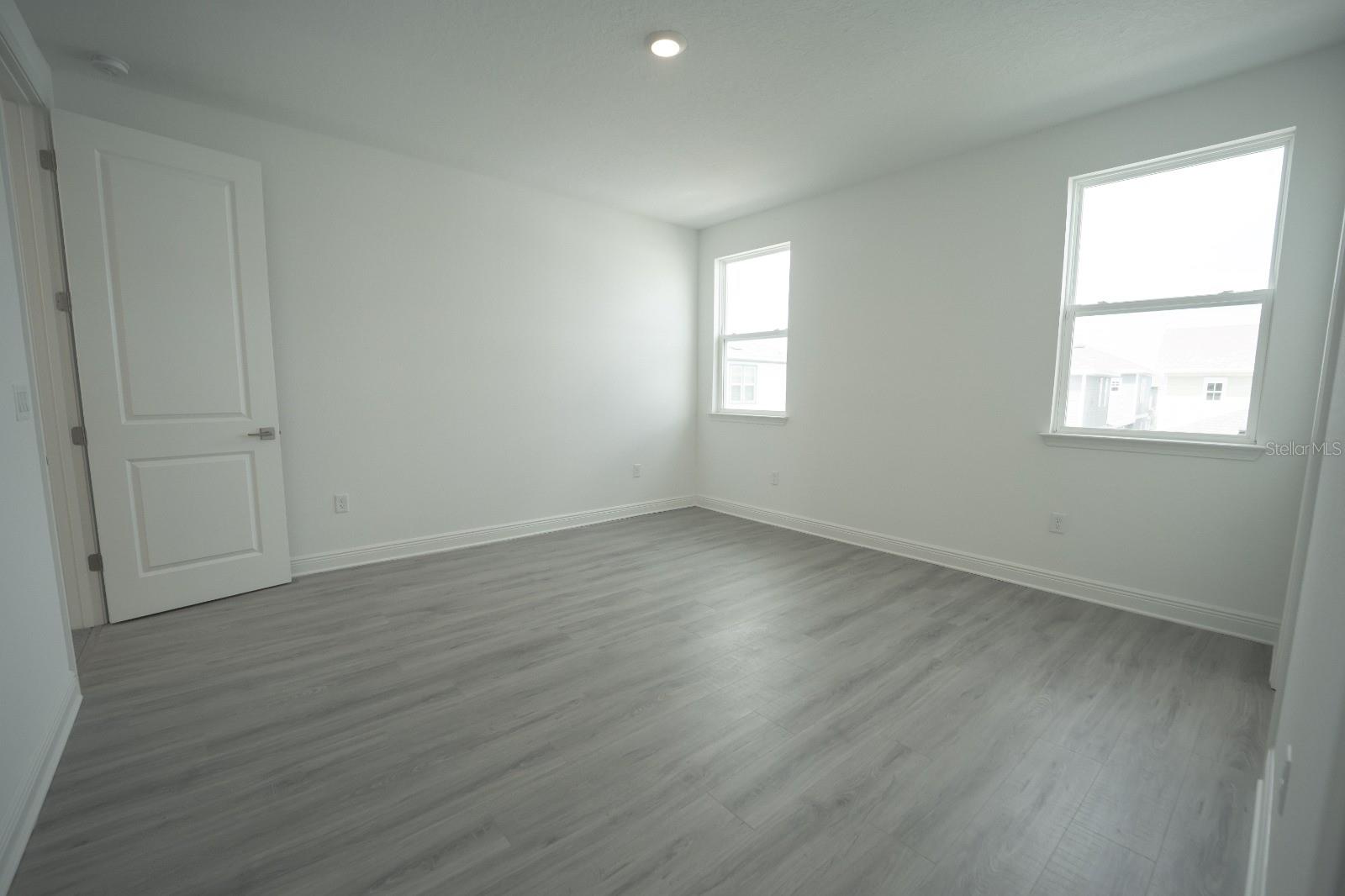 Image 39 of 65 For 9856 Sharpless Alley