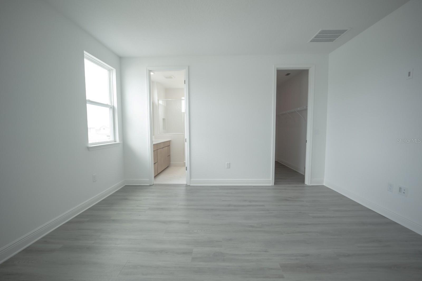 Image 42 of 65 For 9856 Sharpless Alley