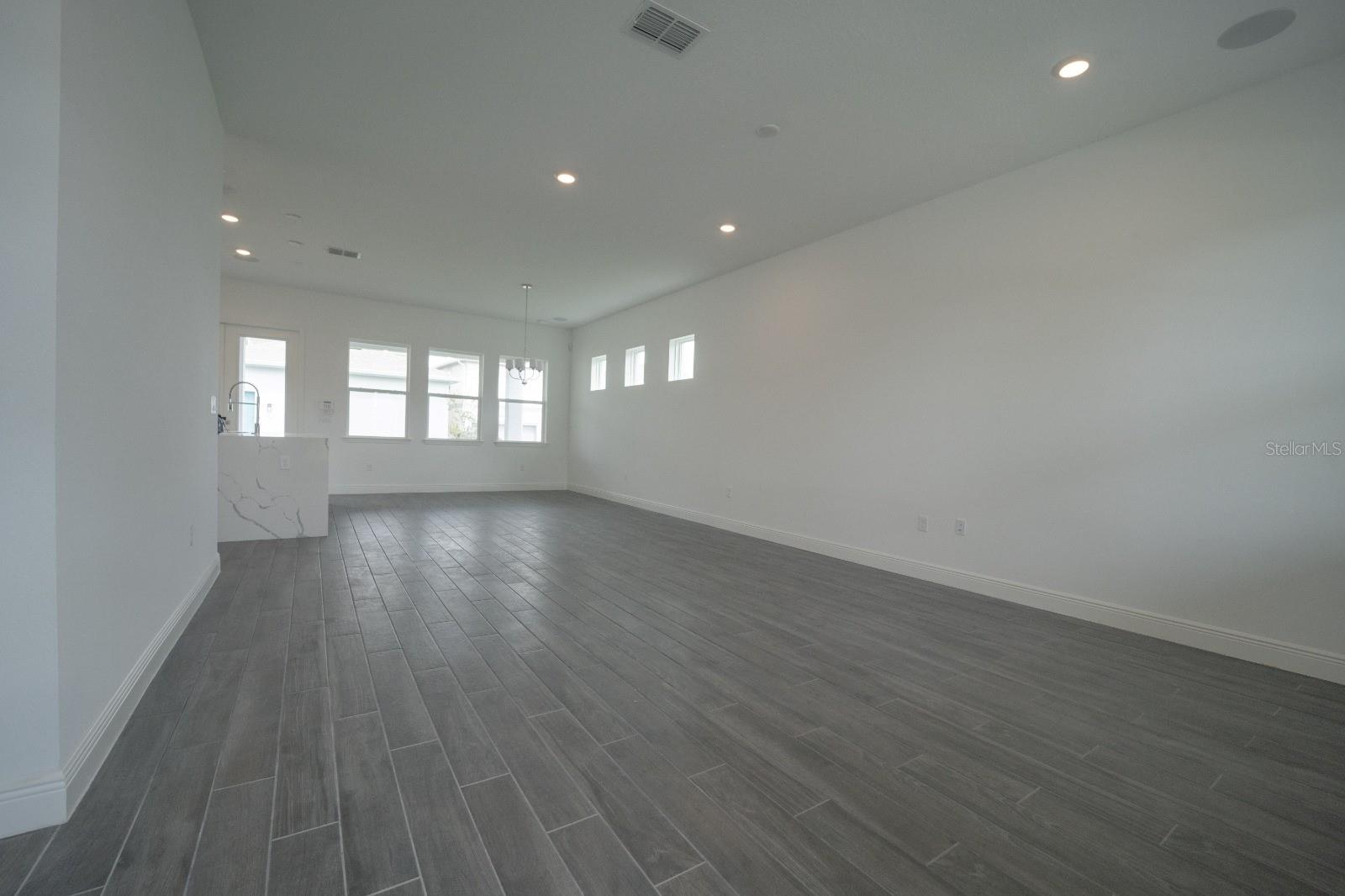 Image 45 of 65 For 9856 Sharpless Alley