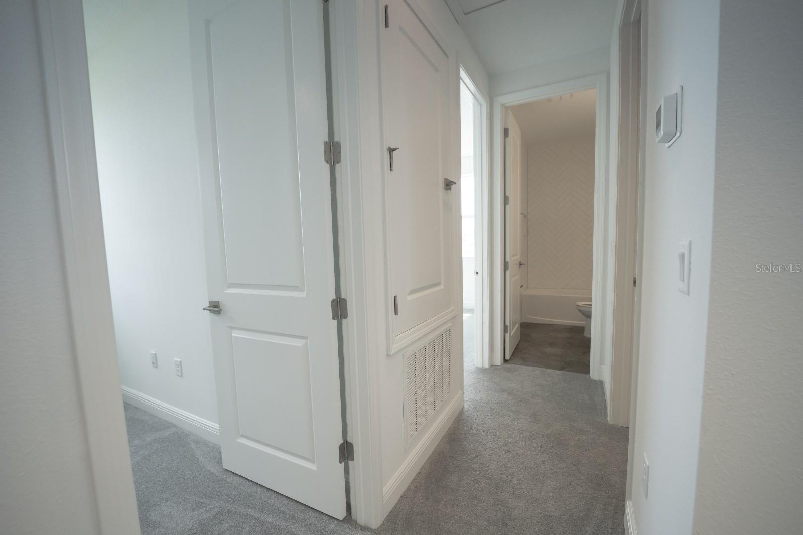 Image 46 of 65 For 9856 Sharpless Alley