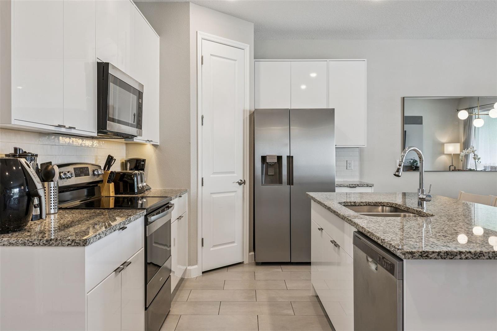 Image 11 of 55 For 8008 Formosa Valley Place