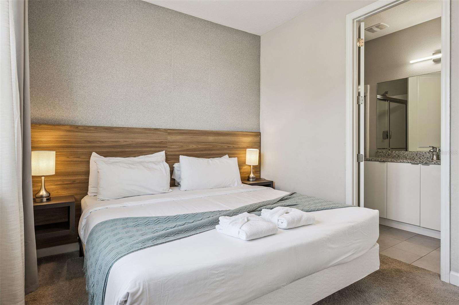 Image 14 of 55 For 8008 Formosa Valley Place